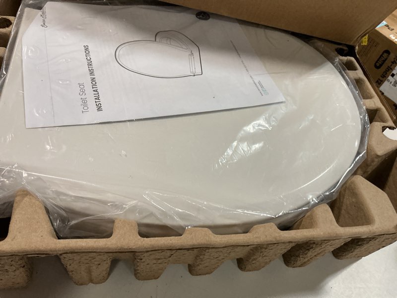 Condition photo showing Good Condition for swiss madison ryse 3 in. raised elongated soft close ada compliant toilet seat with bidet in glossy white