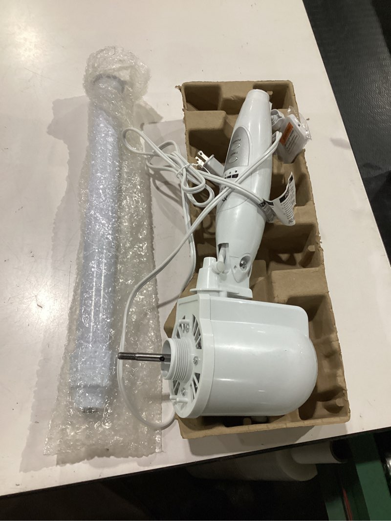 Condition photo showing Good Condition for black+decker 16" standing oscillating pedestal fan with remote, 90-degree oscillation, 3 speed settings, adjustable height, timer, 30-degree tilt, bfsr16w, white white 16"