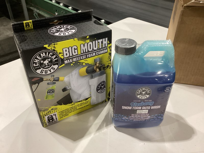 chemical guys big mouth max release foam cannon and blueberry snow foam car wash soap, 64 fl oz - ca