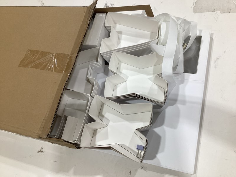Condition photo showing New/Like New for dunzoom 8 pack xmas letter boxes for christmas gift wrapping xmas letter shaped empty flower gift box fillable christmas party favors candy presents packaging (white,clear lid) white clear lid