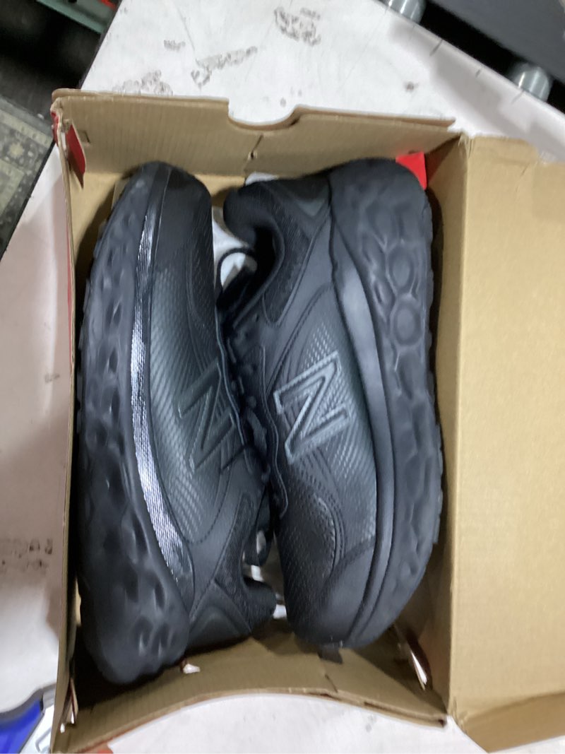 Condition photo showing New/Like New for new balance women's fresh foam x 840f v1 12 wide black/black/blacktop