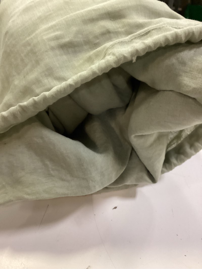 Condition photo showing Good Condition for european linen double flange duvet cover set, full/queen, willowleaf