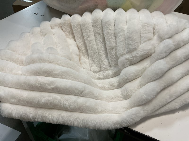 Condition photo showing Good Condition for HIGOGOGO Round Stuffed Pouf Ottoman, Stripe Faux Fur Poufs with Foam Chunk Filling, Furry and Fluffy Pouf Foot Stool Storage Ottoman, 26 X 18 Floor Poufs Foot Rest for Living Room, Beige 26 inch Beige