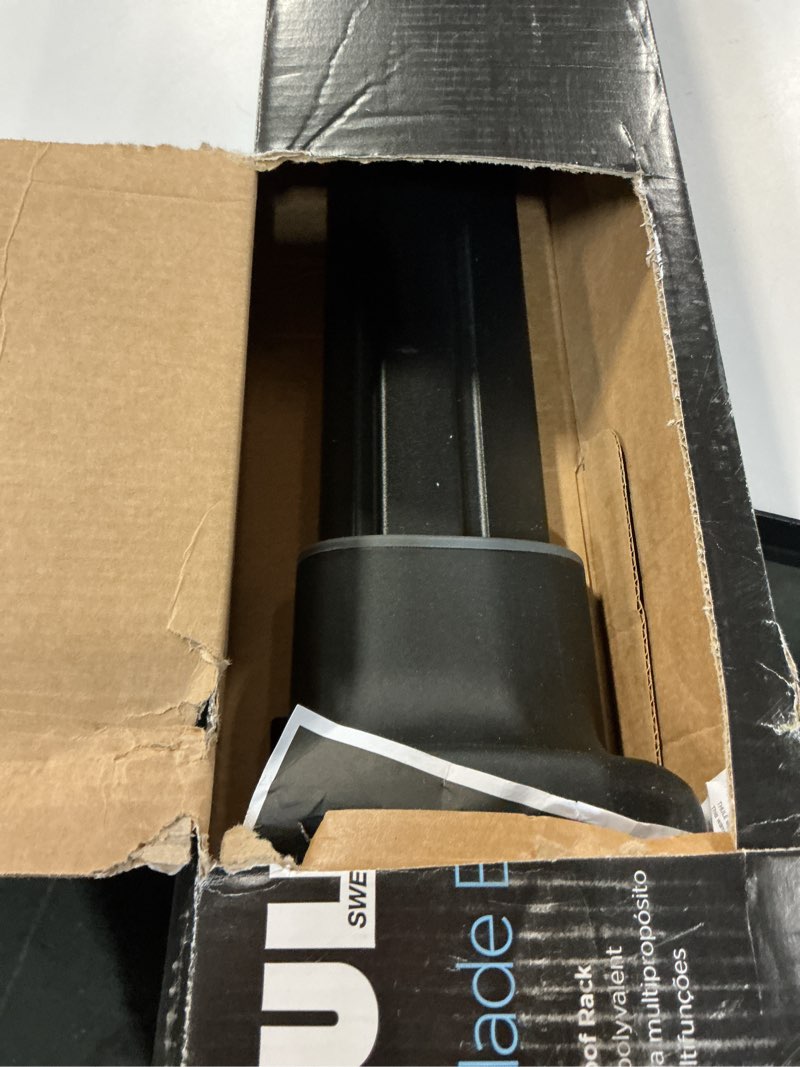 Condition photo showing As Is for Thule 7603B AEROBLADE Edge Flush Mount Single BAR Black