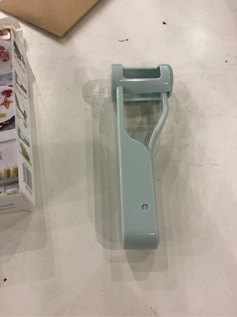 Fruit cutter/ grape cutter