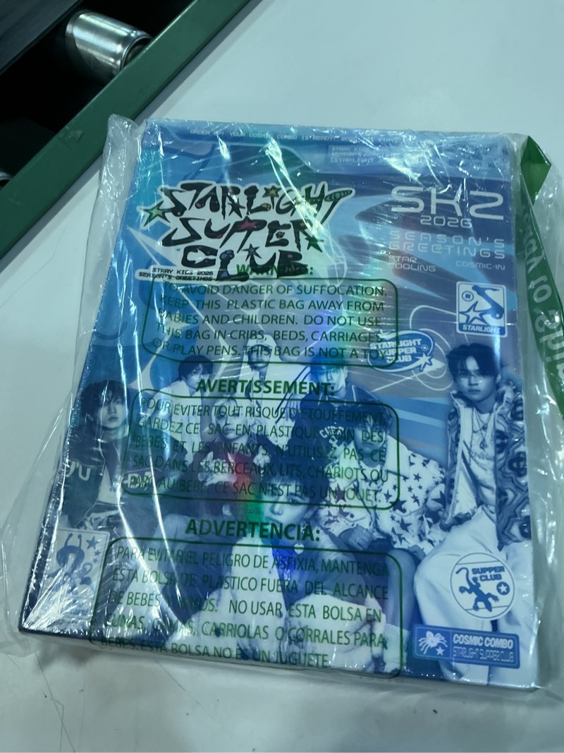 Condition photo showing As Is for stray kids album 2026 photobook [starlight supper club]