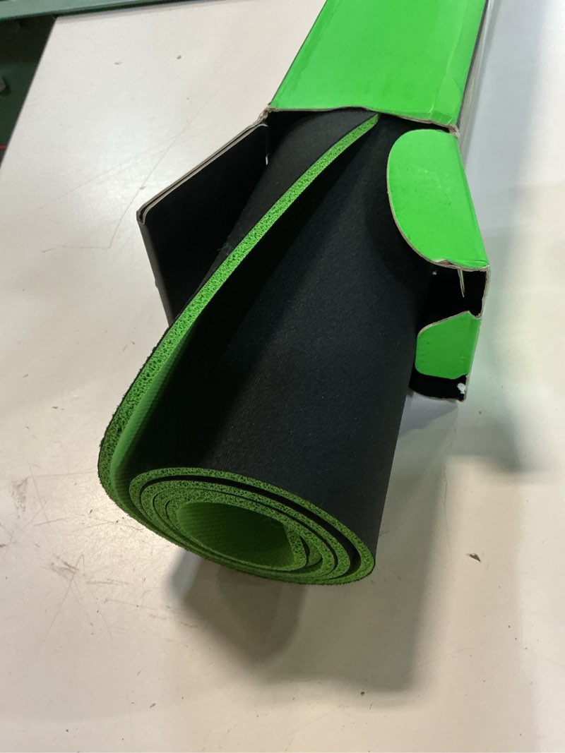 Condition photo showing New/Like New for razer gigantus v2 cloth gaming mouse pad (xxl), thick, non-slip base, black | high-density foam