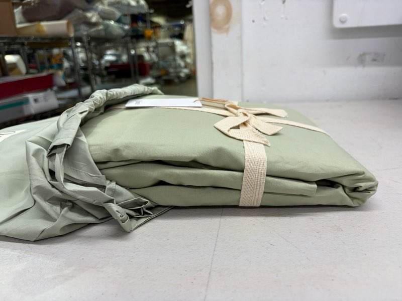 quince classic organic percale fitted sheet set in sage - queen flat sheet 96inx106in (4 pcs)