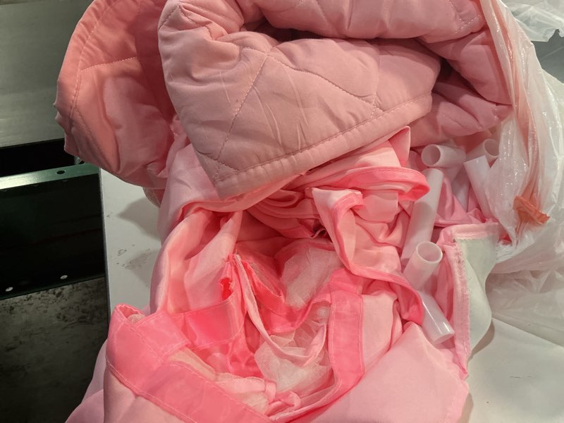 Condition photo showing As Is for Large Kids Tent Playhouse Basic Mat with Star Lights, Flags and Tote Bags, Play Tent Indoor & Outdoor, Washable Teepee Tent for Boys & Girls, Kids Play House for Toddler?Pink?