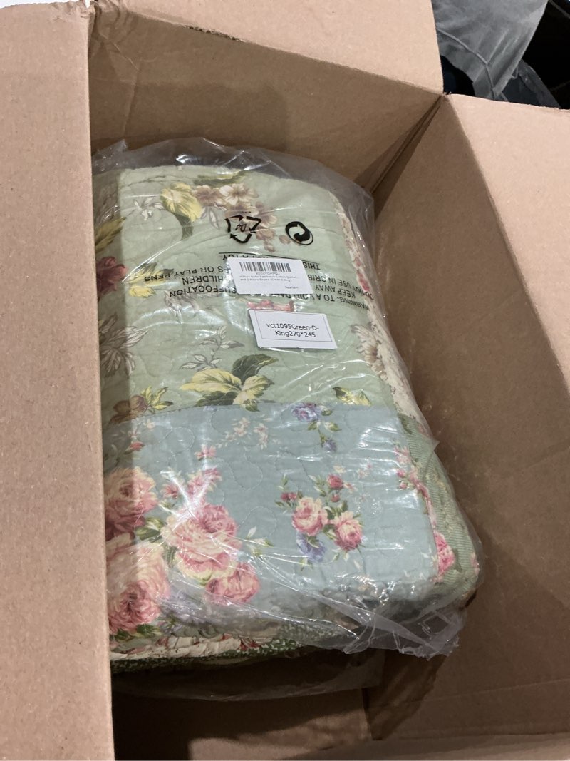 Condition photo showing As Is for vctops boho patchwork cotton quilted bedspread quilt set queen size 3 pieces soft reversible lightweight coverlet set floral print 1 quilt and 2 pillow shams (green d,queen) queen(91"x98") green d