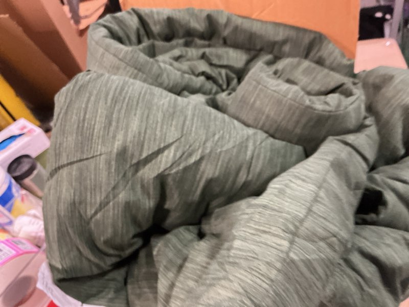 Condition photo showing As Is for Bedsure Oversized King Comforter Set, Dark Green Soft Prewashed Bedding for All Seasons, 3 Pieces GentleSoft™ Down Alternative Bed Set, 1 Lightweight Comforter (120"x98") and 2 Pillowcases (20"x36") Oversized King(120"x98") 03 - Dark Green