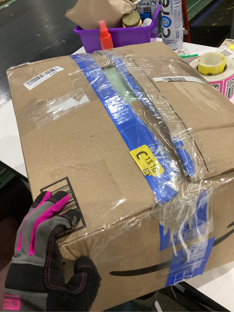 Condition photo showing Good Condition for Litanika Light Grey Comforter California King Size, 3 Pieces Cal King Lightweight Solid Bedding Comforter Set, All Season Fluffy Bed Set (104x96In Comforter & 2 Pillowcases) Light Grey California King