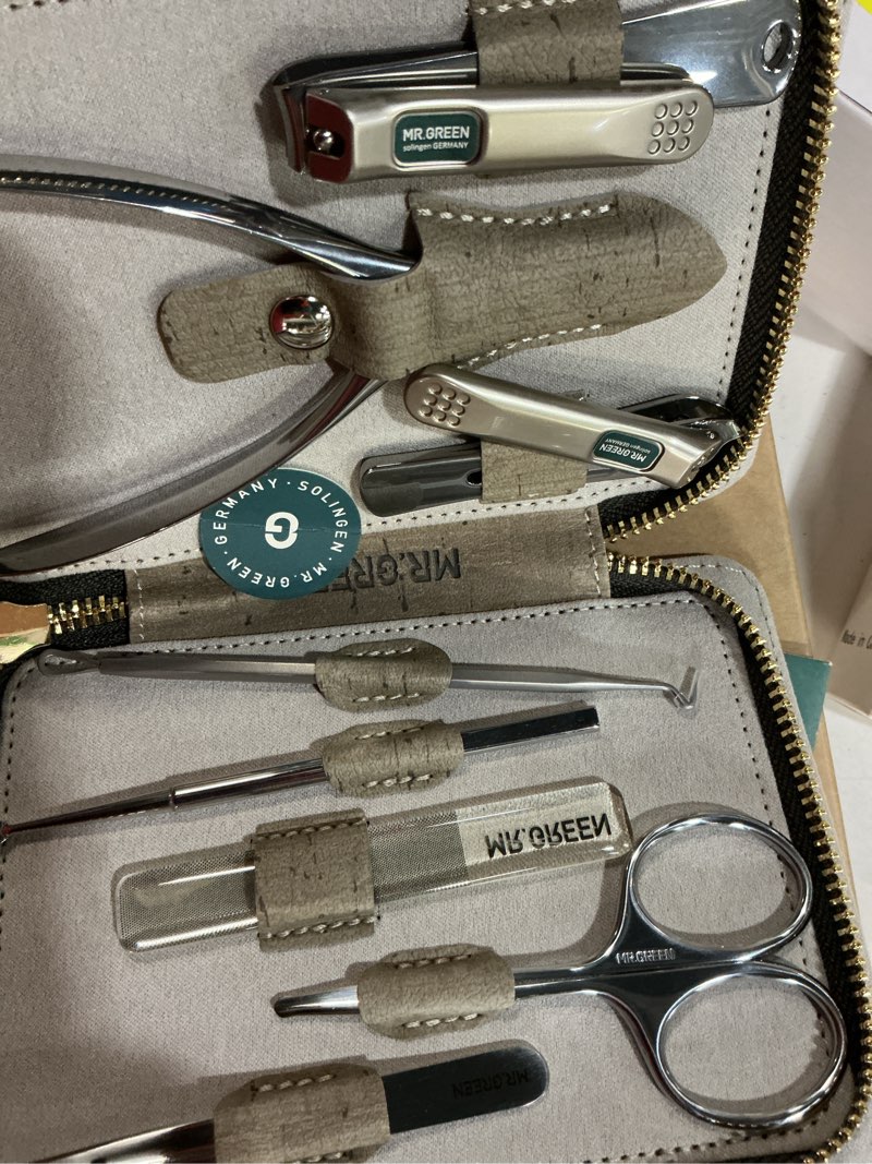 Condition photo showing New/Like New for MR.GREEN Manicure Sets Pedicure Kits Stainless Steel Nail Clipper Personal Care Tools with PU Leather Case (Gray)