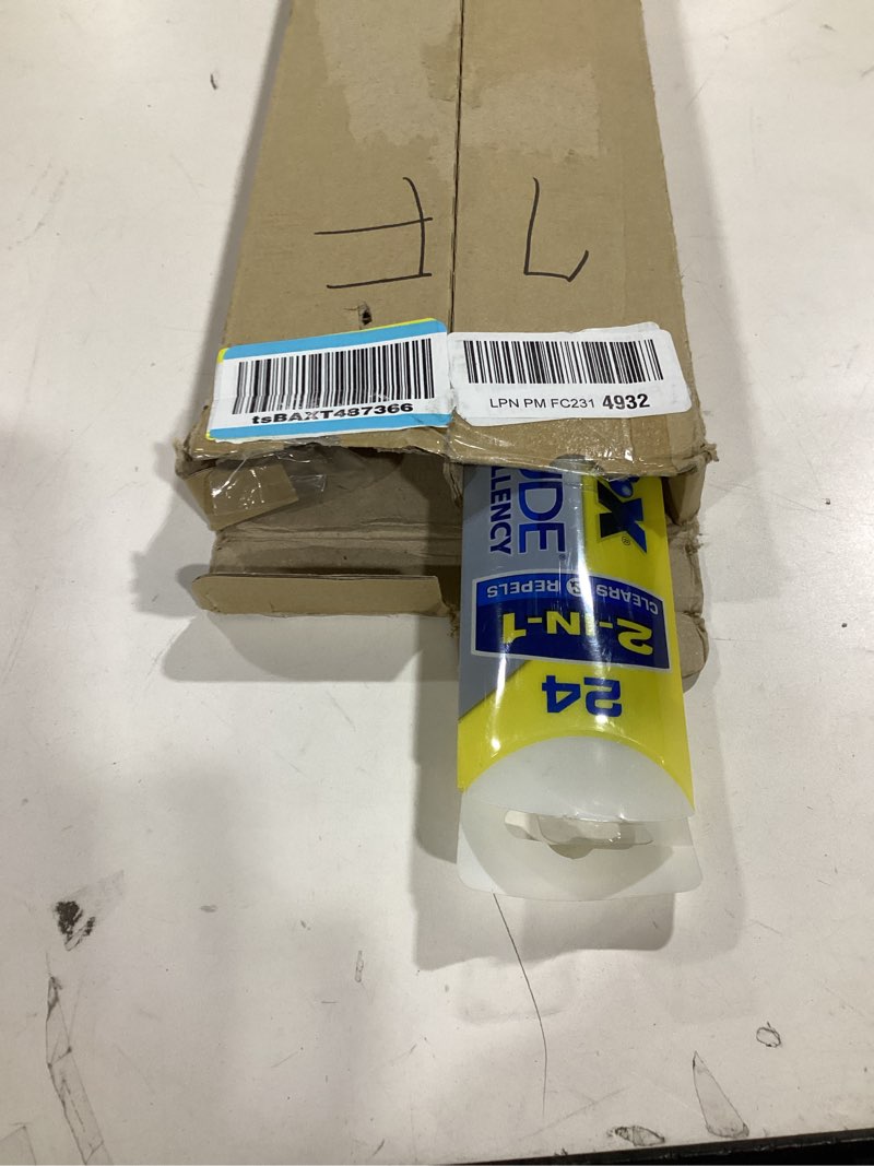 Condition photo showing As Is for (Missing product) Rain-X 810196 Latitude 2-In-1 Water Repellent Wiper Blades, 24\" and 16\" Windshield Wipers (Pack Of 2), Automotive Replacement Windshield Wiper Blades With Patented Rain-X Water Repellency Formula 24\" and 16\" Latitude