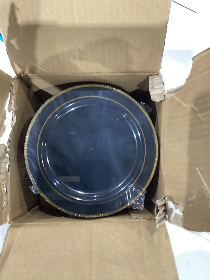 Condition photo showing Good Condition for bUCLA 100PCS Black and Gold Plastic Plates - 6.25 inch Black Gold Premium Hard Disposable Dessert/Salad/Appetizer/Small Cake Plates for Party, Graduation & New year 6.25Inch-100pcs-Black Gold