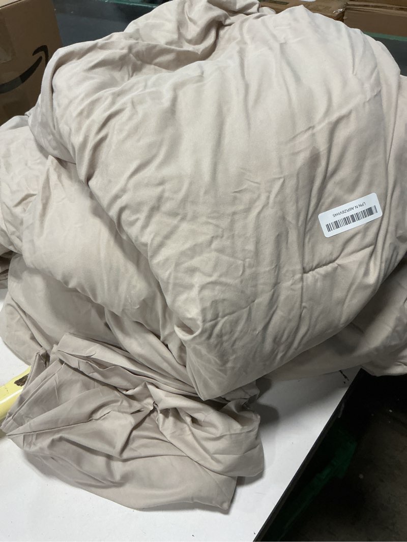 Condition photo showing As Is for ROSGONIA Oversized Queen Comforter Oatmeal, 3pcs (1 Comforter & 2 Pillowcases) Lightweight Oversized Queen Comforter Sets Bedding Blanket Quilts Oversized Queen Comforter 98"x98" Oatmeal