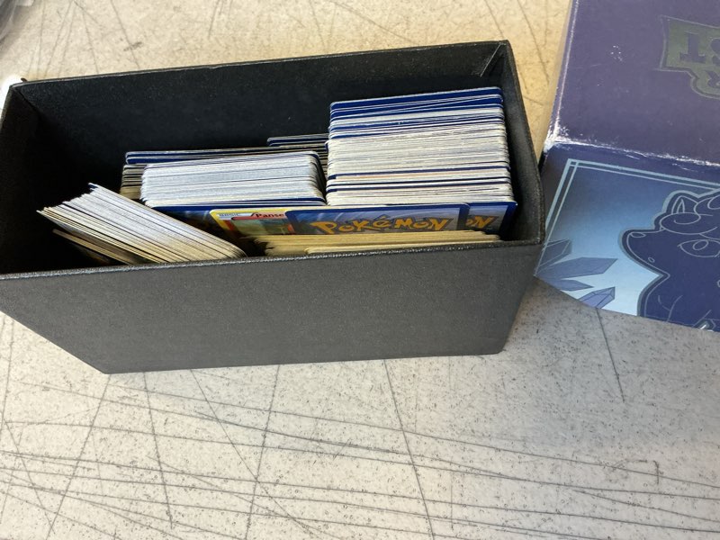 https://lotting-media.assets.bidfta.com/lotting_985b7c48-c527-4367-ba6d-f92647636032