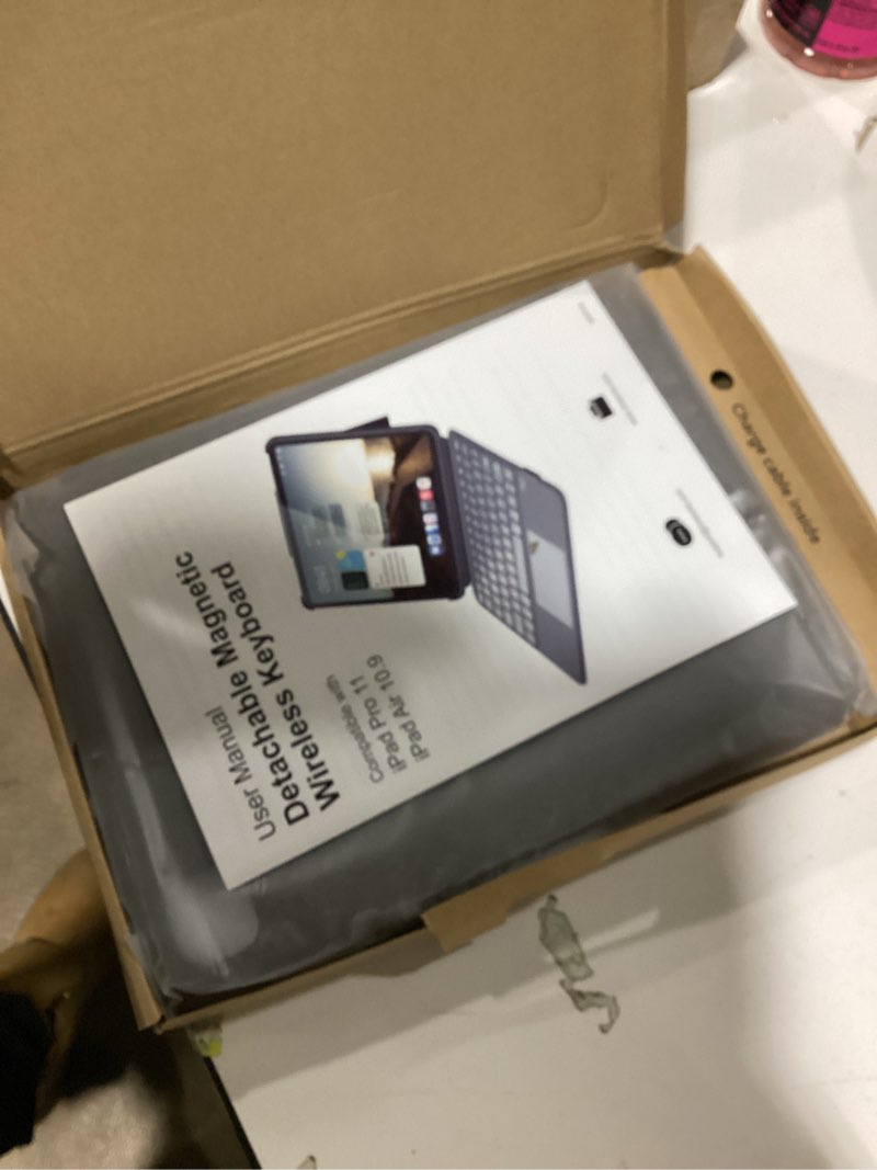 Condition photo showing New/Like New for CHESONA for iPad Pro 11 Detachable Case Keyboard, for iPad Pro 11 inch, Air 5th/4th 10.9 inch, Backlit - Touchpad - Pencil Holder, Vertical/Landscape, Gray
