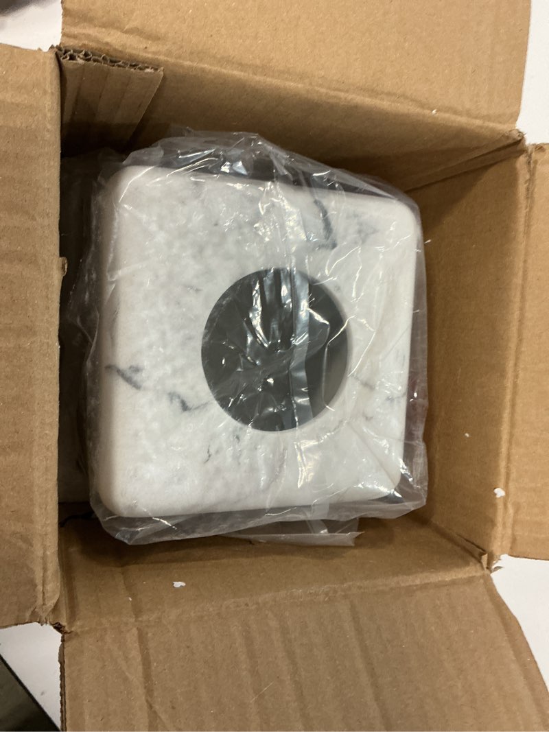 Condition photo showing Good Condition for Square Resin Tissue Box Cover, Modern Heavy Duty Tissue Box Holder for Home Decor, Countertop Tissue Box for Bathroom/Living Room/Office/Bedside Table, White