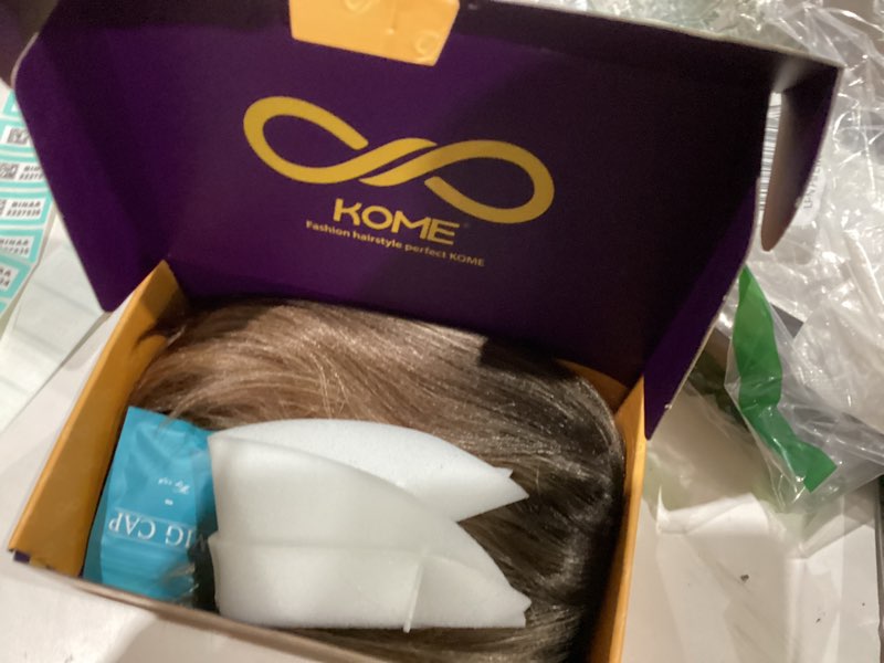 Condition photo showing New/Like New for Brown mix Blonde Highlight Synthetic Lace Front Wig,Side Part Short Straight Glueless Bob Wig for White Women Daily Use 10IN (#TT4/243) T-Part Lace #TT4/243