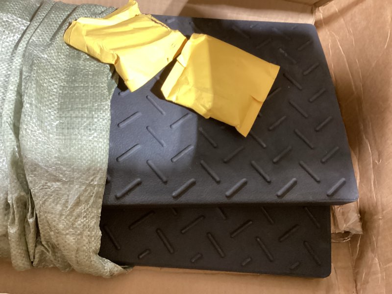 heavy duty rubber curb ramps, 2'' rise, 2 pack, 6600 lbs/3t capacity, for driveway, loading dock, bike, vehicle, warehouse, sidewalk, wheelchair