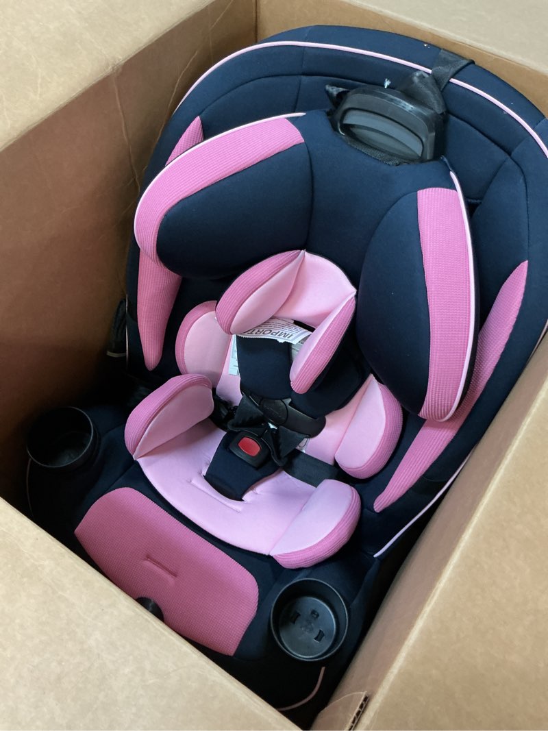 Condition photo showing Good Condition for Safety 1st Grow and Go All-in-One Slim Convertible Car Seat, Rear Facing, 5-40 lbs, Forward Facing (30–65 lbs), High Back Booster Seat 40-100 pounds, Vineyard Girl Vineyard Girl Original