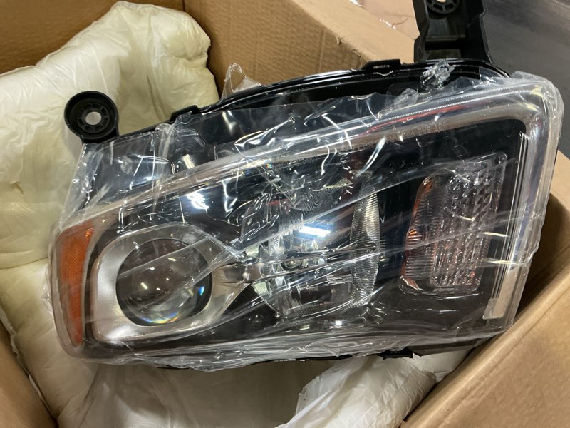 Condition photo showing New/Like New for huray left halogen headlight assembly for jeep grand cherokee 2014-2016 | [only for halogen type] [chrome frame] oe headlamp replacement driver side driver side(left)