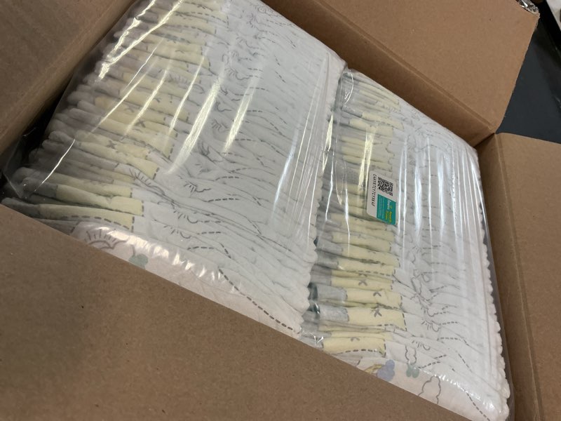 Condition photo showing New/Like New for Pampers Swaddlers Diapers, Size 1 (8-14 lbs), 198 Count, Absorbent, Keeps Baby Dry and Comfortable, Skin Safe Disposable Baby Diaper (Packaging May Vary) Size 1 198