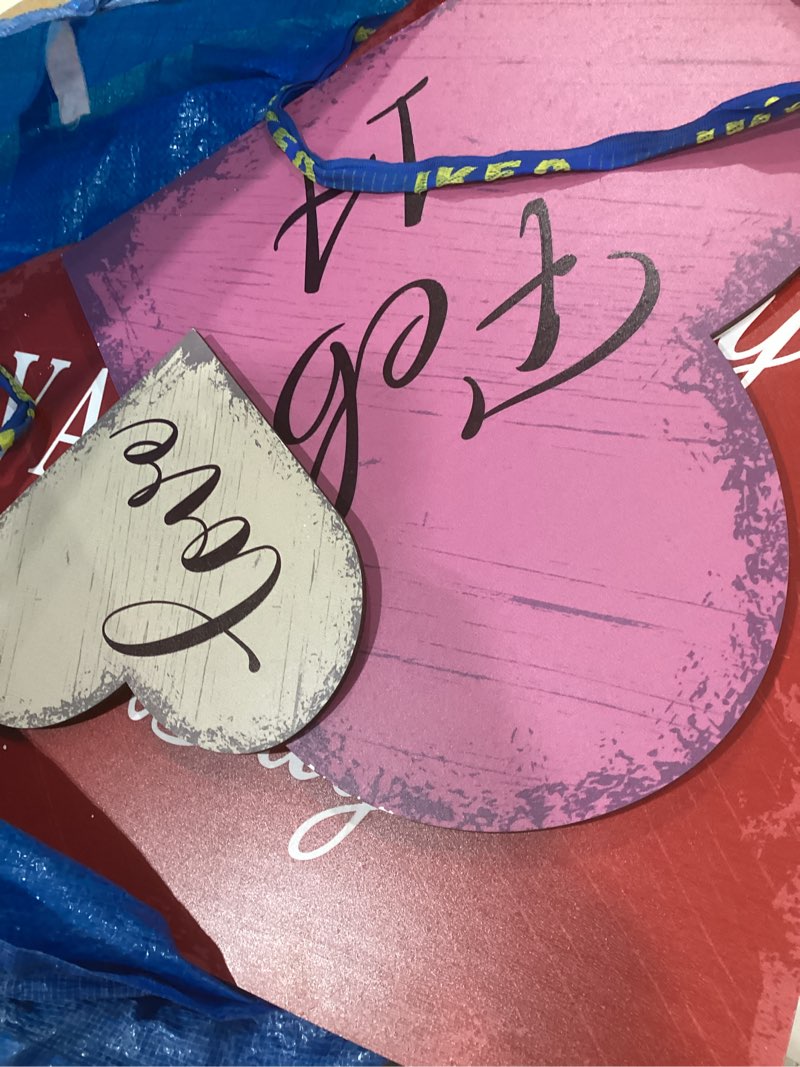 Condition photo showing Good Condition for 3 Piece Valentines Decorations Outdoor Large Heart Wooden Porch Signs Valentines Wood Love Ornaments Sign for Front Door Home Farmhouse Garden Patio Wedding(Classic Style) 3 different sizes Classic Style