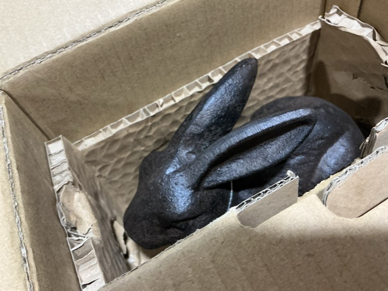 Condition photo showing New/Like New for rabbit statue bookends, vintage cast iron animal shape book ends for heavy books, home library office shelf decoration,garden patio yard large door stop decorative statue