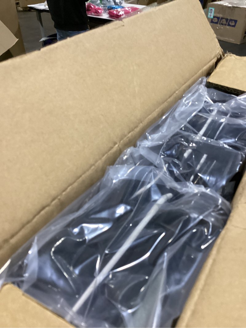 Condition photo showing Good Condition for Petskd Top-Expandable Pet Carrier with Wheels 18x13x9.5 Inches Southwest Airline Approved, Soft-Sided Carrier for Small Cats Dogs with Locking Safety Zippers and Anti-Scratch Mesh(Black)