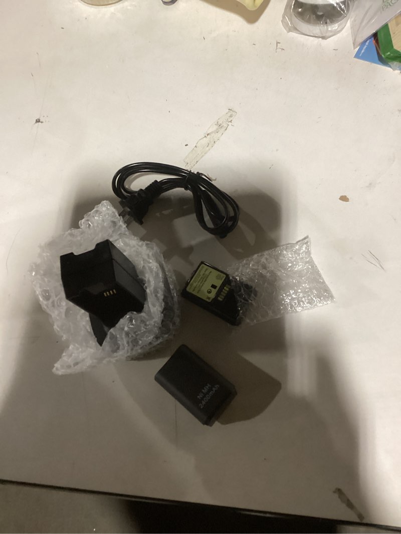 Condition photo showing Good Condition for Rechargeable Battery for Xbox 360 Controller, Charger Dual Charging Station Dock with 2 Pack Rechargeable Battery Compatible with Xbox 360 Black