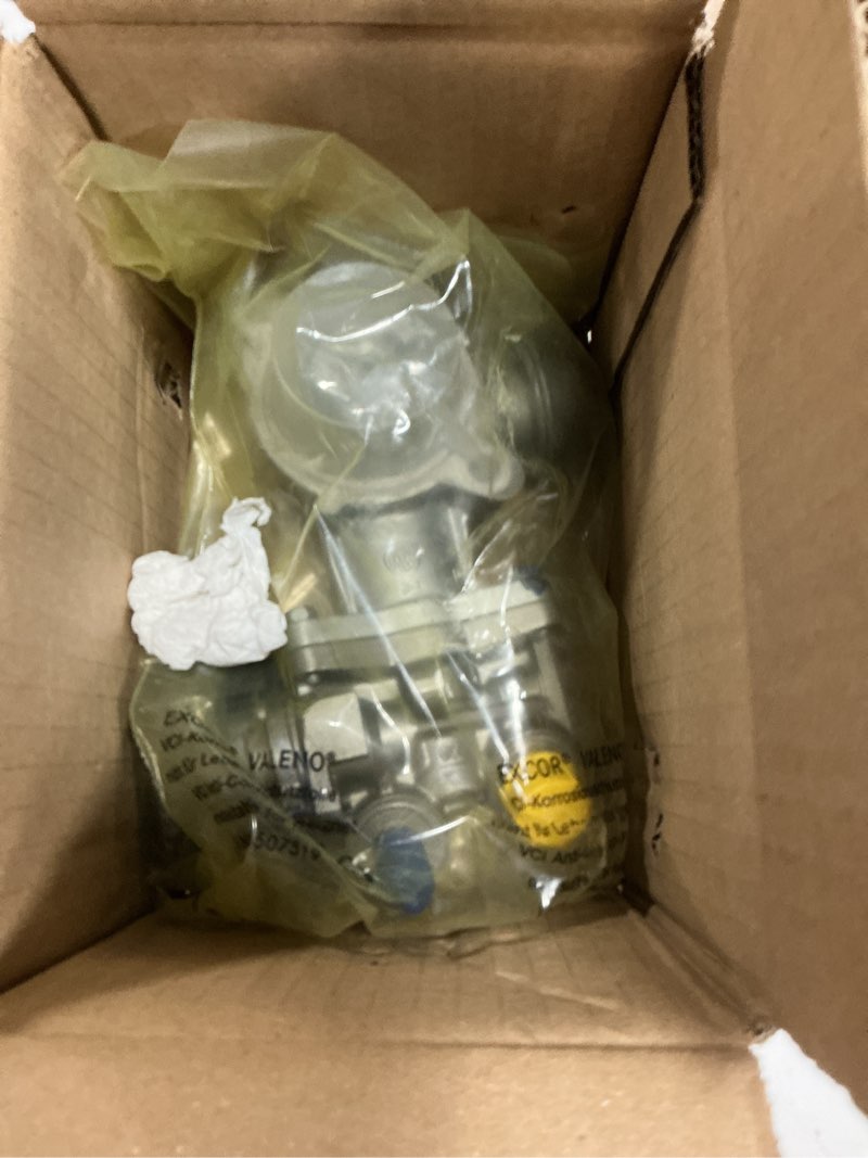 Condition photo showing Good Condition for high pressure fuel pump for mercedes-benz c250 slk250 1.8l 2012 2013 2014 2015
