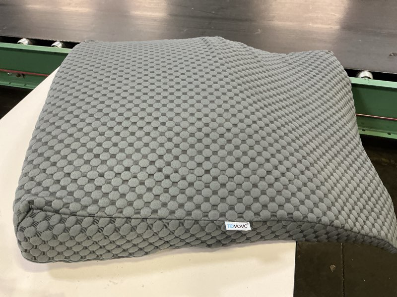 Condition photo showing Good Condition for  wedge pillow 7.5in bed wedge pillow for sleeping, snoring, back support, after surgery, triangle pillow, with washable cover, gray