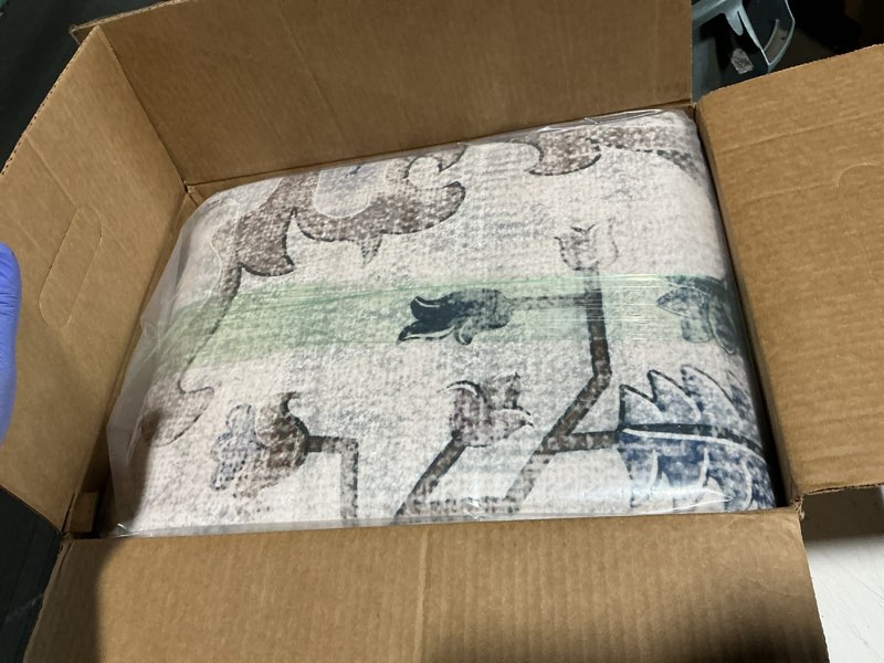 Condition photo showing New/Like New for area rugs 10'x14' washable non-slip, floral vintage distress print pattern medallion carpet for living room bedroom dining room, light blue navy beige gray white blue/white/gray/purple 10' x 14' (rectangular)