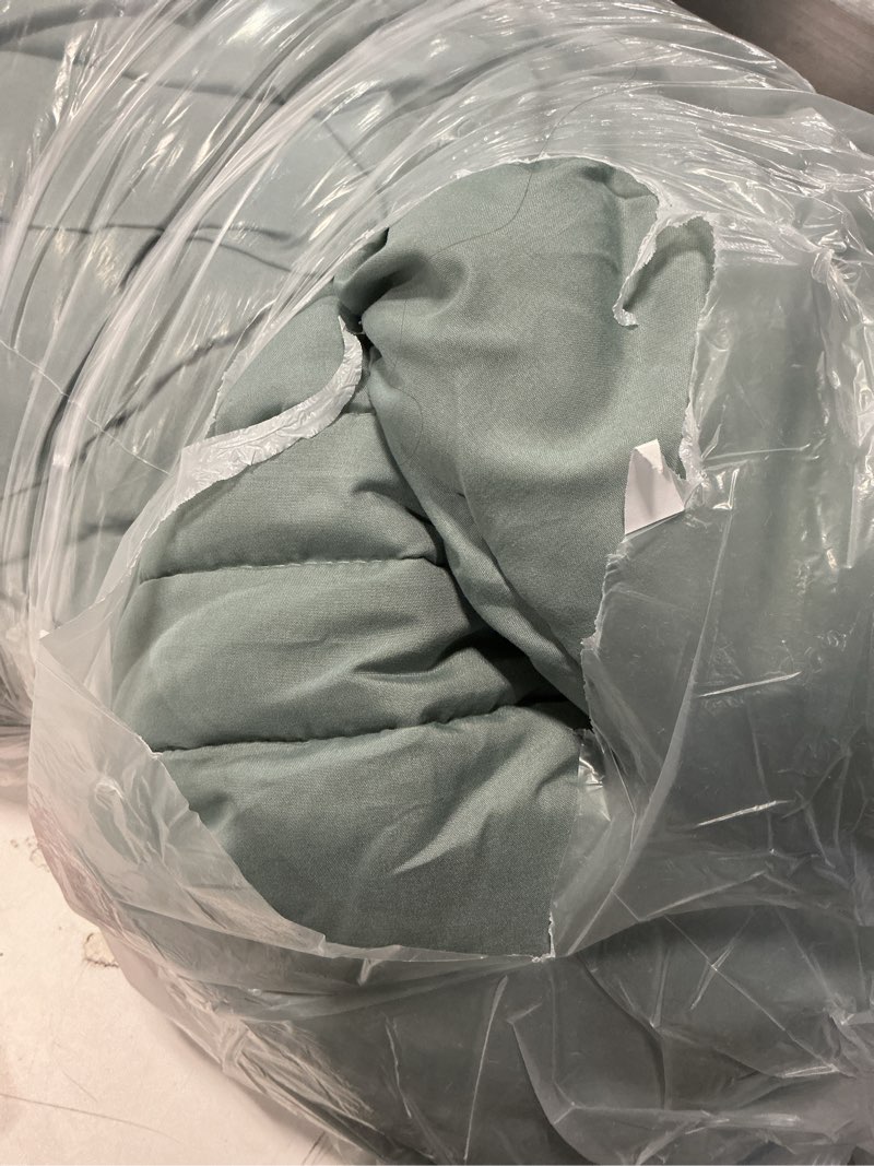 Condition photo showing Good Condition for Monbix Queen Comforter Set - 7 Pieces Sage Green Bed in a Bag Queen Bedding Sets with Comforters, All Seasons Comforter Bed Set with Sheets,Pillowcases & Shams Sage Green 7Piece-Queen(90”X90'')