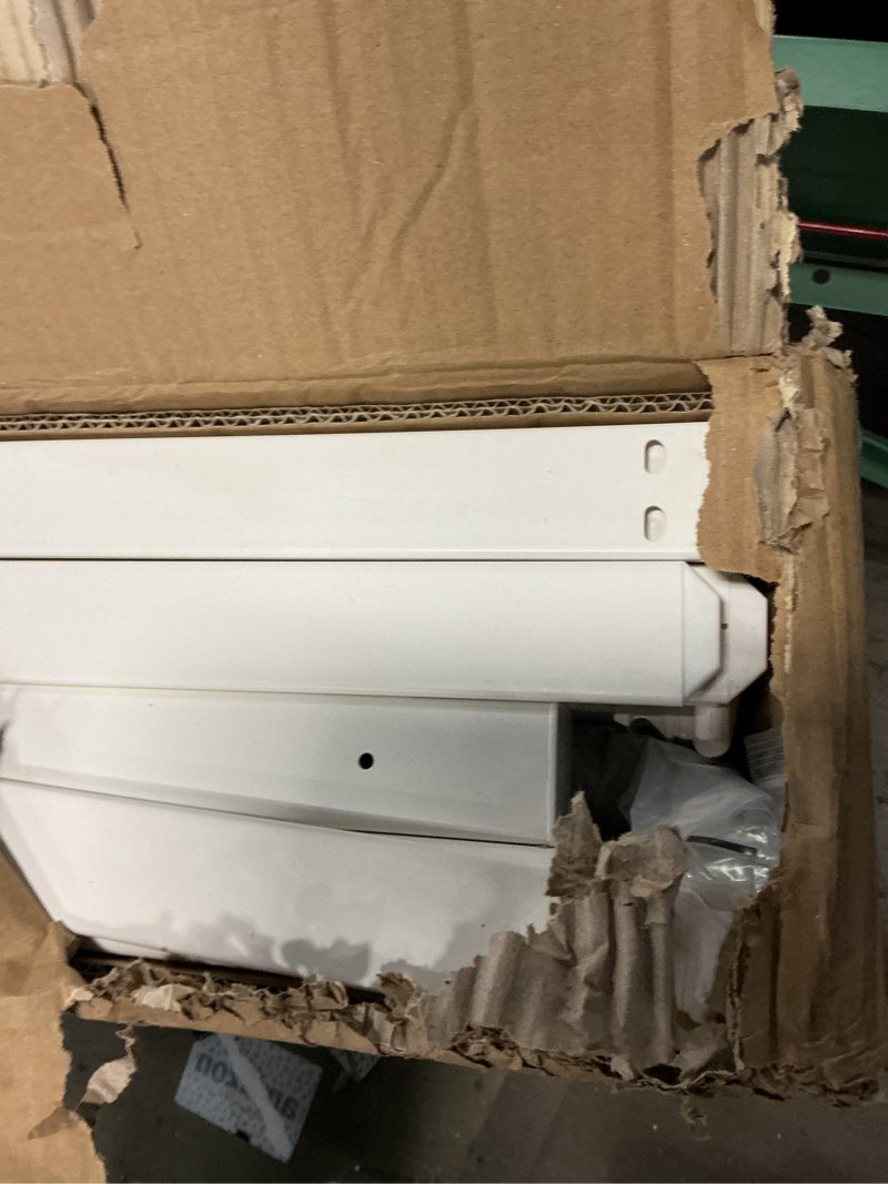 Condition photo showing Good Condition for 30in h x 40in w (2 panels) no dig zippity ashley corner vinyl picket fence, garden fence border, decorative fence for garden, white vinyl panels for backyard, patio & yard, zp19007
