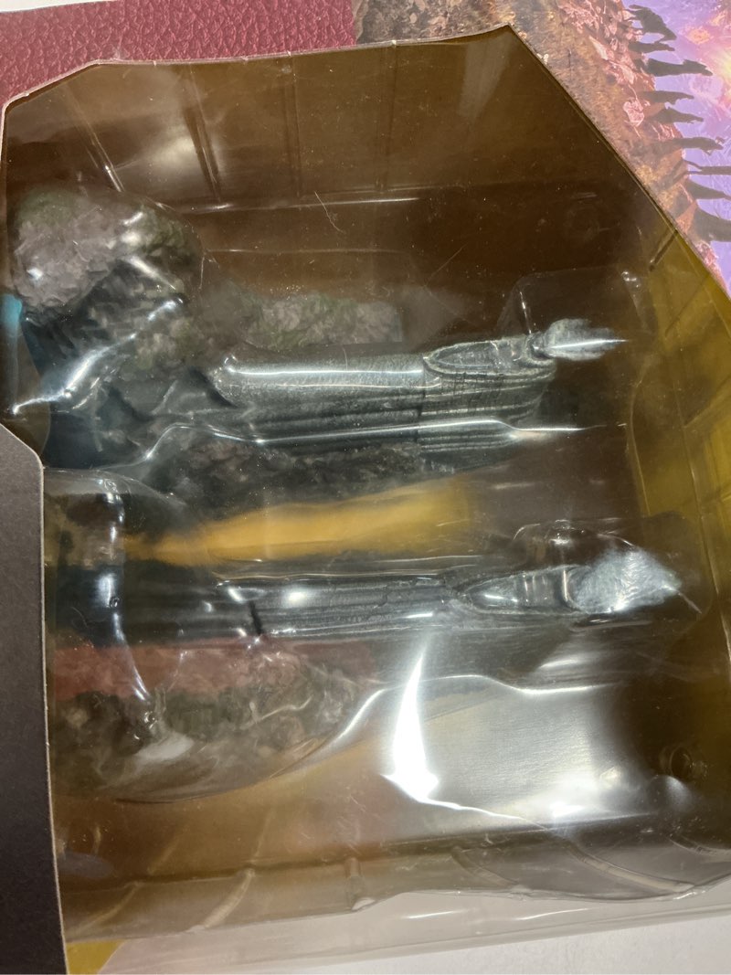 Condition photo showing Good Condition for The Lord of The Rings BookEnds | Lord of The Rings Gifts, Lord of The Rings Merchandise, LOTR Gifts