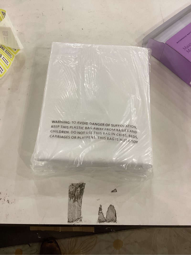 Purple Waterproof Mattress Protector – Twin, Gold-Standard Protection, Comfort-First Design, Fits Ma