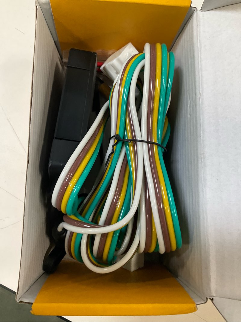 https://lotting-media.assets.bidfta.com/lotting_98a019ef-1103-4aab-a6e3-e779f50671f9