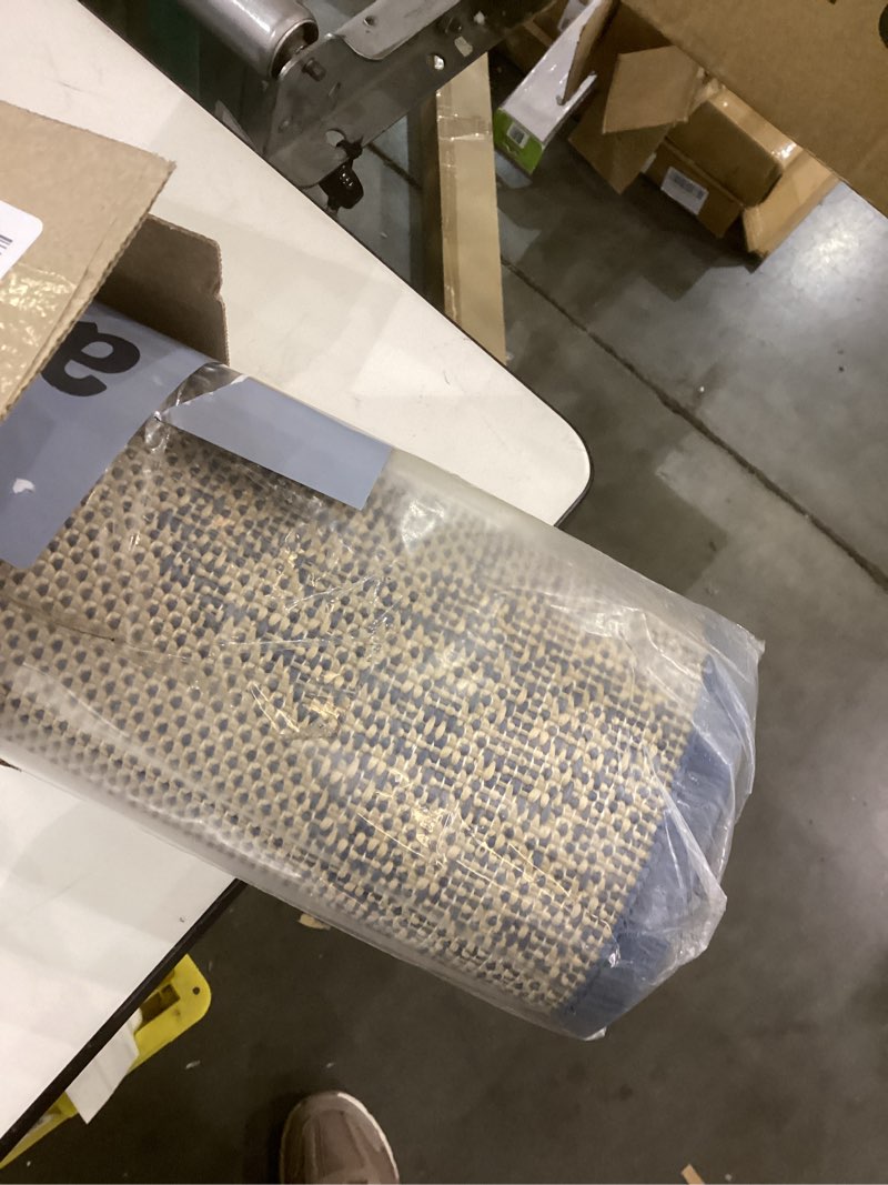 Condition photo showing Good Condition for SAFAVIEH Washable Rug Outdoor Beach House Collection - 2'2" x 8' Runner, Cream & Blue, Non-Shedding & Easy to Clean, Ideal for Patio, Backyard, Mudroom (BHS180N) 2'2" x 8' (Runner) Cream/Blue