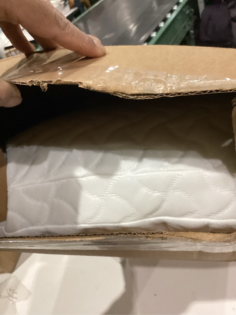 Condition photo showing Good Condition for Tempur-Pedic TEMPUR-Cloud Pillow for Sleeping, Standard, White 1