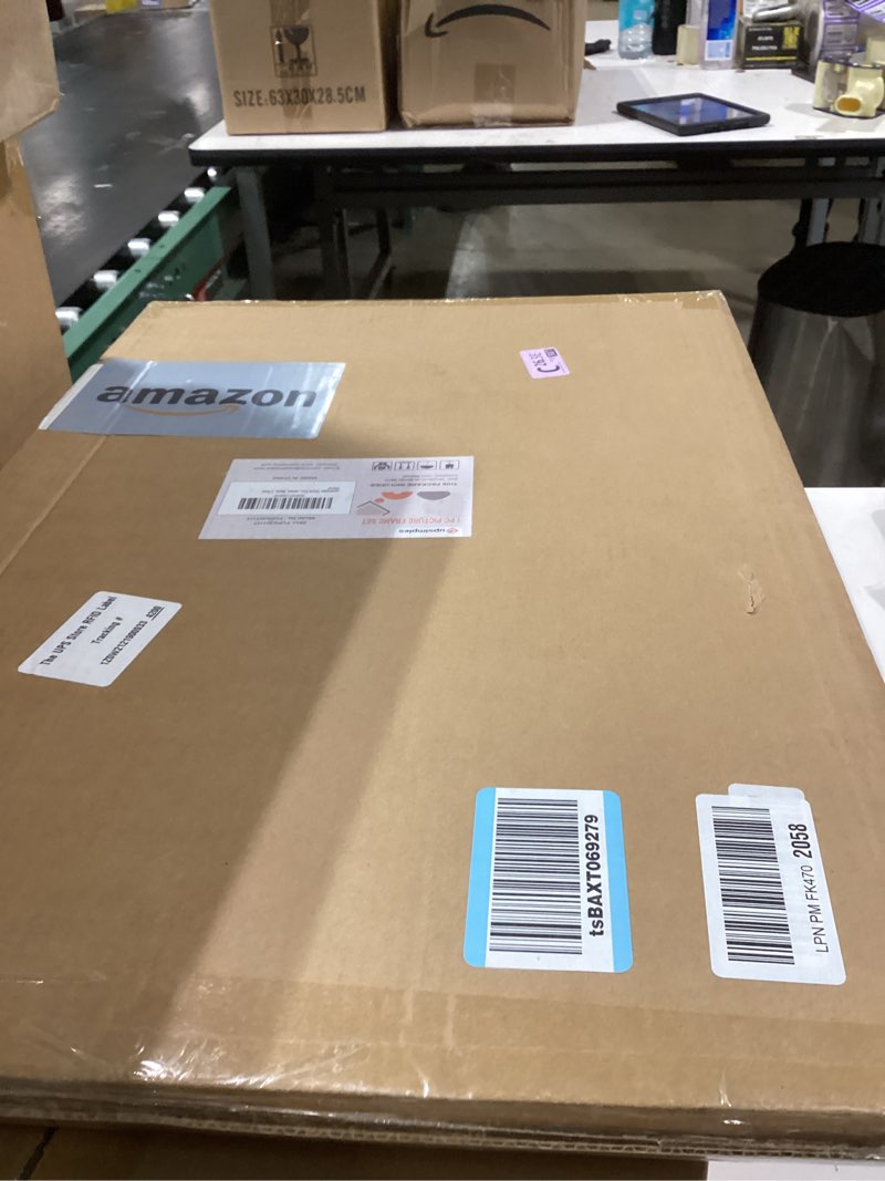 Condition photo showing New/Like New for upsimples 16x24 picture frame, display pictures 14x20 with mat or 16 x 24 without, wall hanging poster frames, black, 1 pack