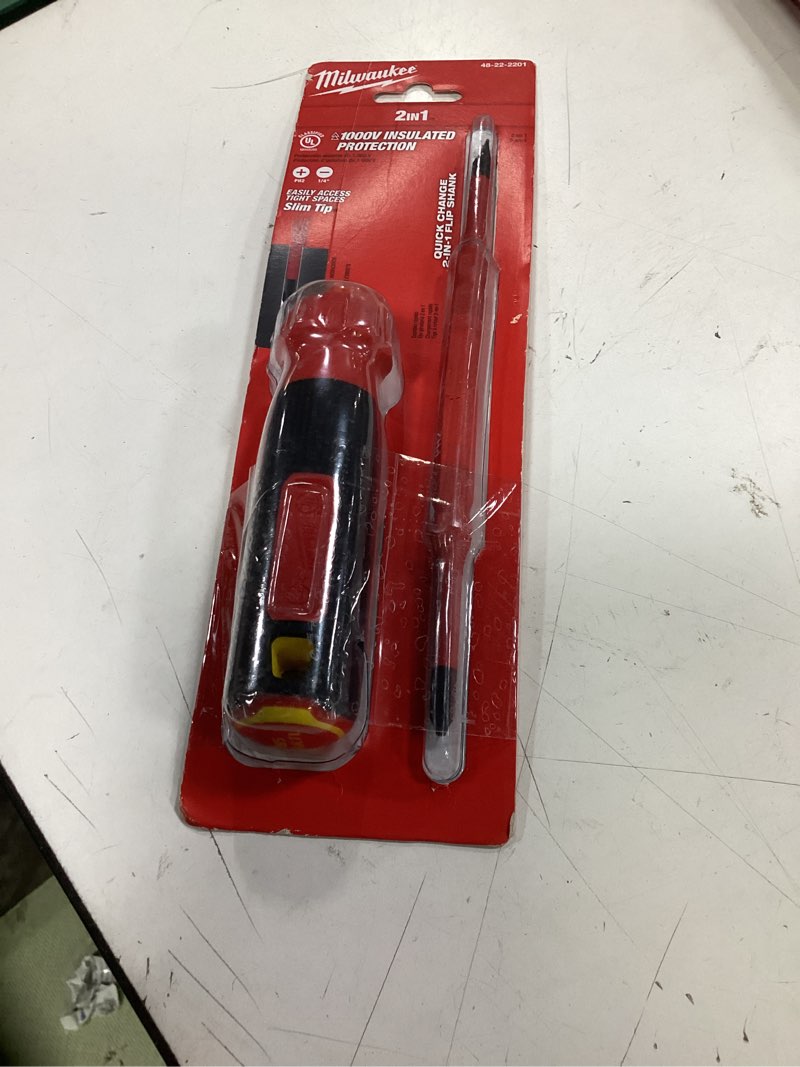 Condition photo showing Good Condition for milwaukee 2-in-1 1000v insulated flip shank multi-bit screwdriver