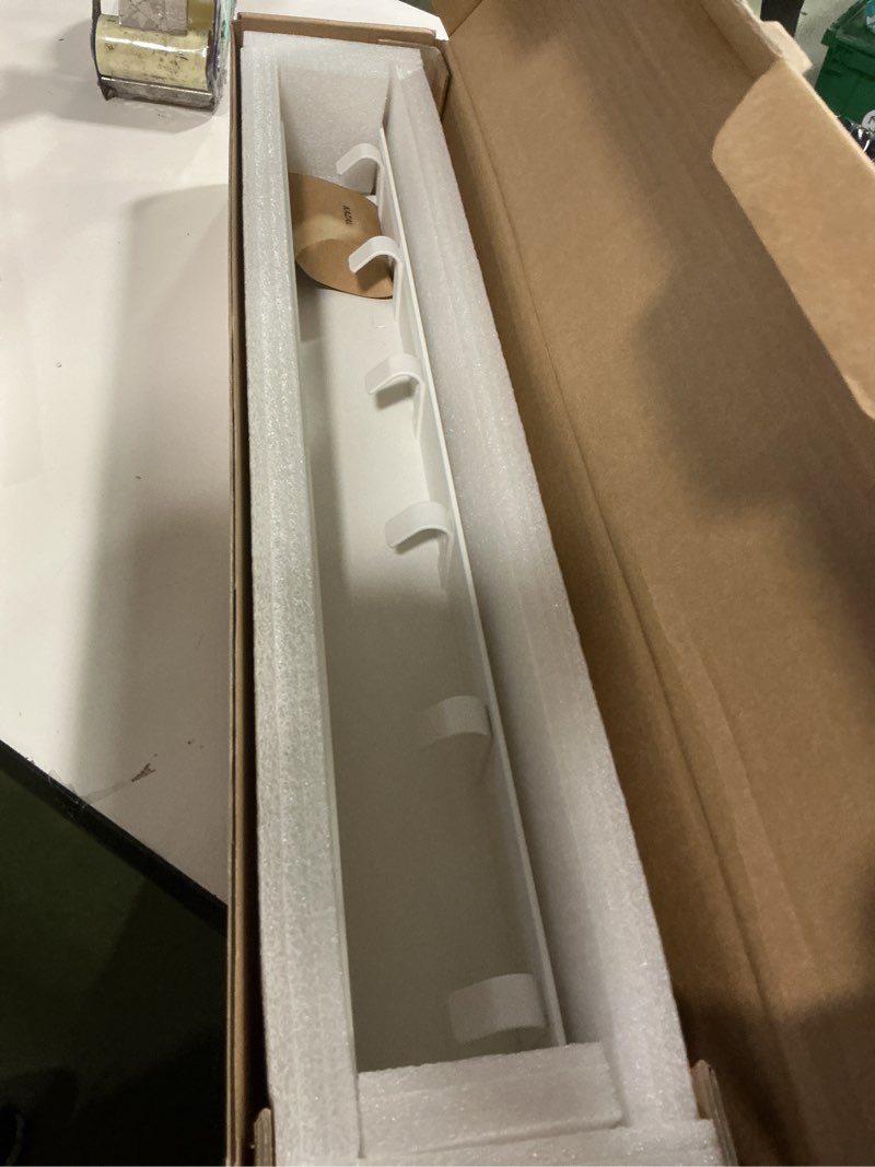 Condition photo showing Good Condition for Kazai. Wall-Mounted Coat Rack 'Toke' - Modern Design Coat Rack with Hidden Wall Hooks - Solid Wood Veneer Panel Coat Hanger - White