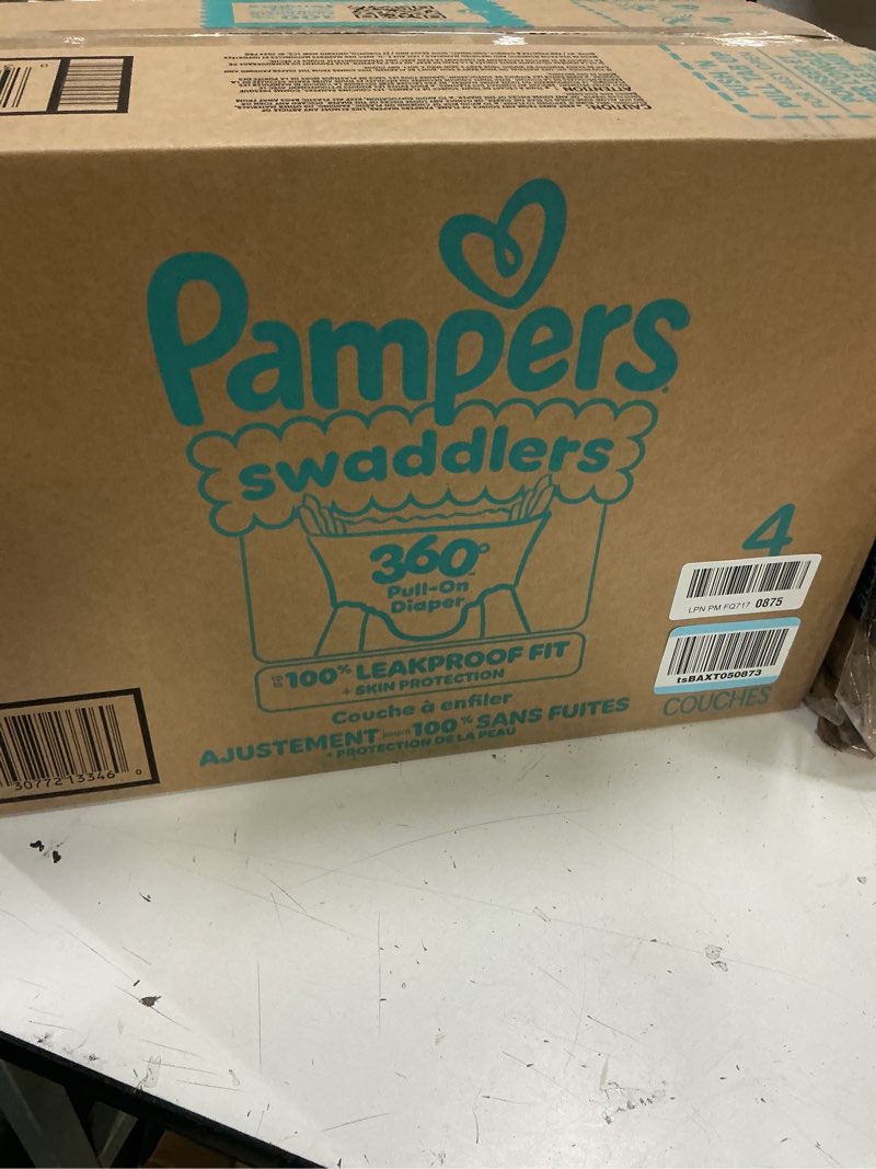Condition photo showing New/Like New for pampers 132 pack swaddlers 360 white unisex size 4 disposable baby diapers