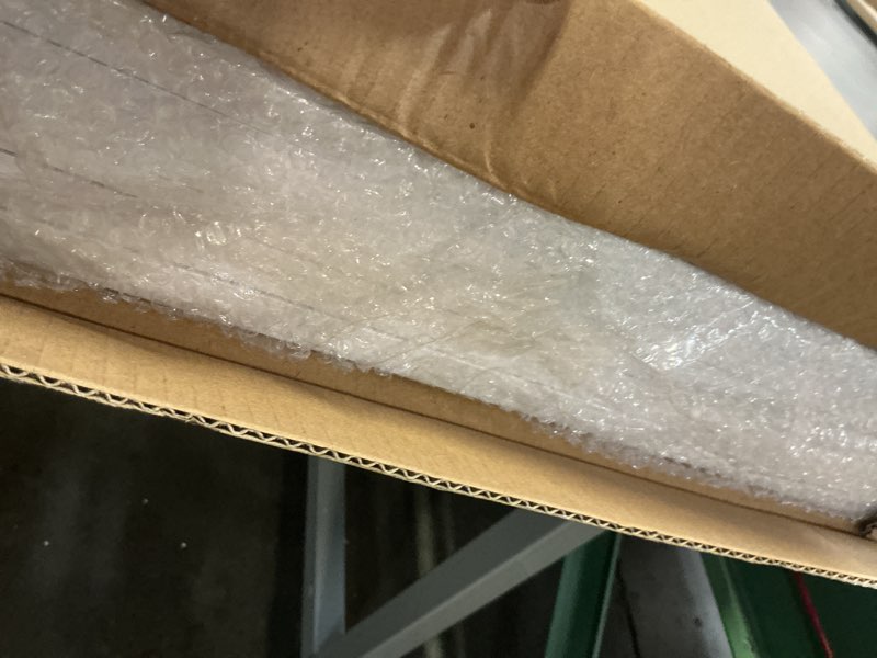 Condition photo showing Good Condition for upsimples 16x20 picture frame set of 5, display pictures 11x14 with mat or 16 x 20 without, wall gallery poster frames, white white 16x20