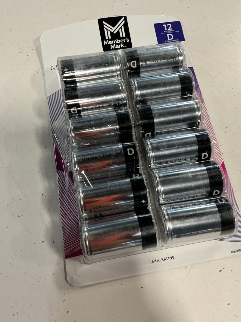 Condition photo showing Good Condition for member's mark d alkaline batteries, 12 pack