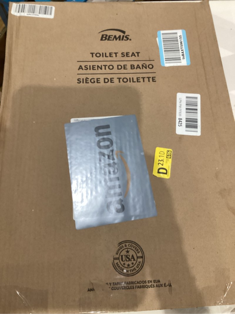 Condition photo showing New/Like New for Bemis Residential Molded Wood Toilet Seats White