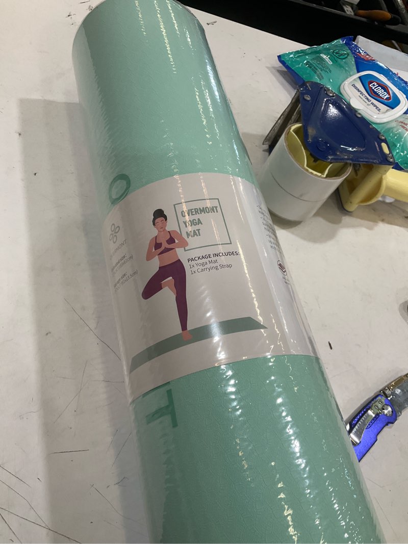 Condition photo showing Good Condition for overmont yoga mat